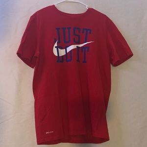Nike t shirt